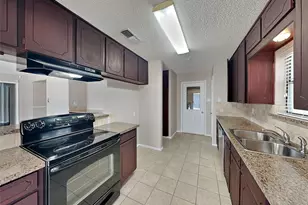 445 Hillside Dr, Aledo, TX 76008 - Photo 4