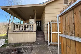 609 E Henry, Hamilton, TX 76531 - Photo 4