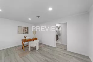 7107 E Mockingbird Ln, Dallas, TX 75214 - Photo 4