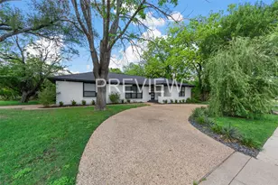 7107 E Mockingbird Ln, Dallas, TX 75214 - Photo 2