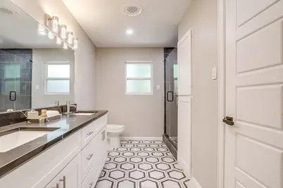 2536 Daisy Lane, Fort Worth, TX 76111 - Photo 22