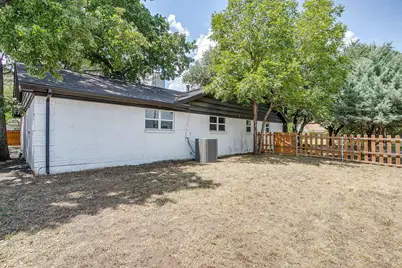 2536 Daisy Lane, Fort Worth, TX 76111 - Photo 40