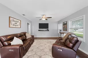 4133 Knoll Dr, Waco, TX 76708 - Photo 6