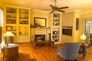 618 W Main St, Fairfield, TX 75840 - Photo 4