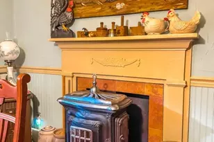 618 W Main St, Fairfield, TX 75840 - Photo 8