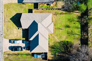 3740 Castlegate Dr, Paris, TX 75462 - Photo 2