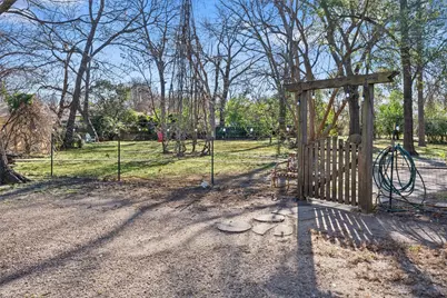 508 N Virginia Street, Terrell, TX 75160 - Photo 36