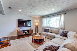 8450 Sweetwater Dr, Dallas, TX 75228 - Photo 6