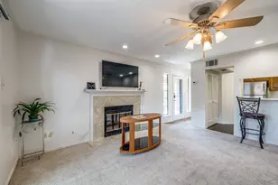 2720 Copper Creek Dr, Arlington, TX 76006 - Photo 4