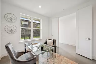 3064 Chimes St, Dallas, TX 75219 - Photo 28