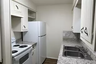 2002 Washington St, Commerce, TX 75428 - Photo 1