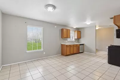 806 E College Street, Terrell, TX 75160 - Photo 10