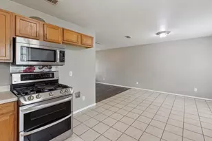 806 E College St, Terrell, TX 75160 - Photo 12