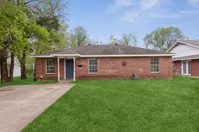 806 E College Street, Terrell, TX 75160 - Photo 1