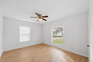 853 Nash St, Garland, TX 75040 - Photo 12