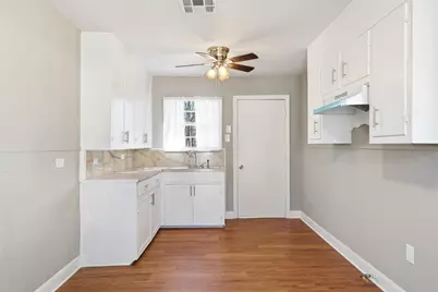 3804 Colcord Avenue, Waco, TX 76707 - Photo 4