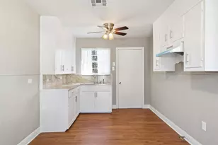 3804 Colcord Ave, Waco, TX 76707 - Photo 4