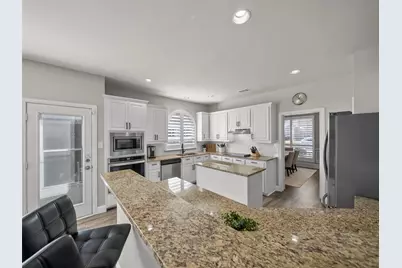 7804 Cherry Creek Drive, Plano, TX 75025 - Photo 12