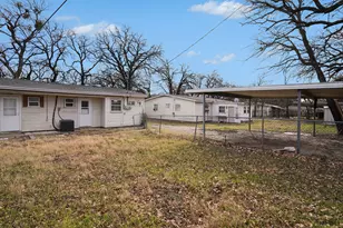 2209 Barbell Ln, Fort Worth, TX 76111 - Photo 26