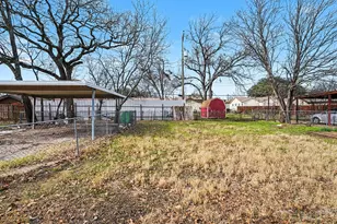 2209 Barbell Ln, Fort Worth, TX 76111 - Photo 24