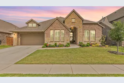 1076 Fleetwood Drive, Justin, TX 76247 - Photo 2