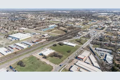 821 Military Parkway, Mesquite, TX 75149 - Photo 10