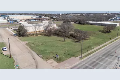 821 Military Parkway, Mesquite, TX 75149 - Photo 6