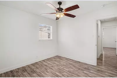 2211 Barbell Lane, Fort Worth, TX 76111 - Photo 18