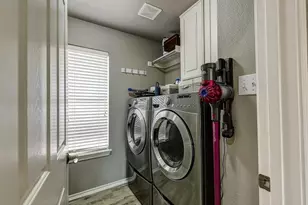 3621 Granbury Dr, Dallas, TX 75287 - Photo 28