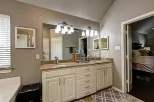 3621 Granbury Dr, Dallas, TX 75287 - Photo 24