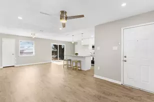 714 Pleasant Valley Rd, Garland, TX 75040 - Photo 12