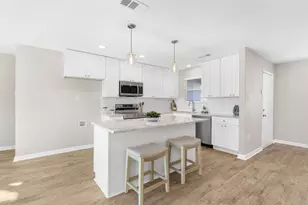 714 Pleasant Valley Rd, Garland, TX 75040 - Photo 10