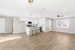 714 Pleasant Valley Rd, Garland, TX 75040 - Photo 6