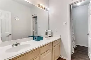 125 Timber Cross Ct, Azle, TX 76020 - Photo 10