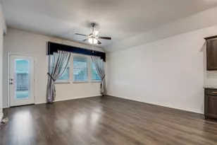 905 Philadelphia St, Fate, TX 75189 - Photo 6