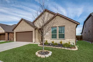 905 Philadelphia St, Fate, TX 75189 - Photo 2