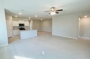 4248 Trickling Crk Ln, Fort Worth, TX 76036 - Photo 6