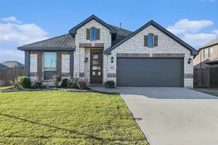 303 Pineview Ln, Ponder, TX 76259 - Photo 2