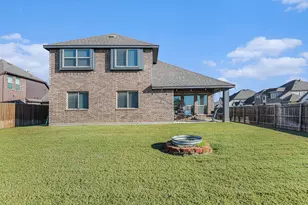 303 Pineview Ln, Ponder, TX 76259 - Photo 18