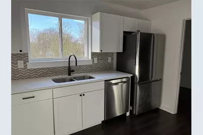 225 McWhorter St, Mineola, TX 75773 - Photo 4