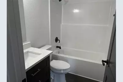 225 McWhorter St, Mineola, TX 75773 - Photo 12