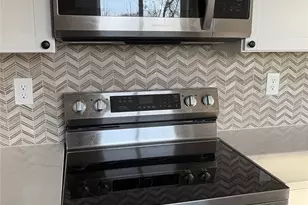 225 McWhorter St, Mineola, TX 75773 - Photo 6