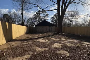 225 McWhorter St, Mineola, TX 75773 - Photo 14