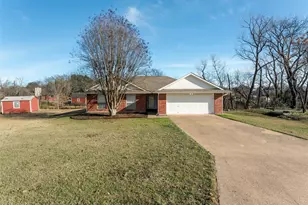134 Lynnie Penny Ln, Midlothian, TX 76065 - Photo 1