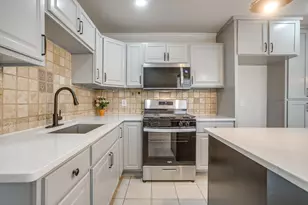 4901 Camille Ct, Fort Worth, TX 76135 - Photo 12