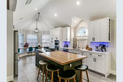 2109 Tournament Lane, Flower Mound, TX 75028 - Photo 10