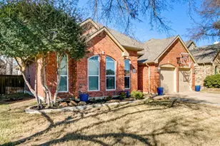 2109 Tournament Ln, Flower Mound, TX 75028 - Photo 2