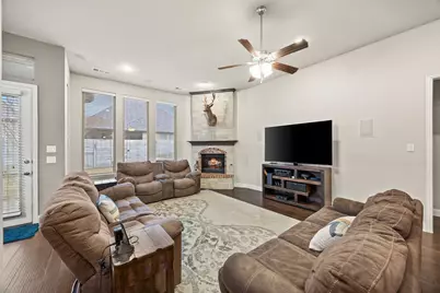 1512 8th Street, Argyle, TX 76226 - Photo 2