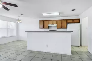 4600 Alamosa St, Fort Worth, TX 76119 - Photo 10