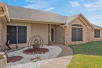 900 W Elizabeth Drive, Robinson, TX 76706 - Photo 4